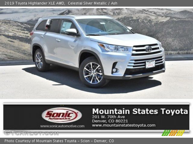 2019 Toyota Highlander XLE AWD in Celestial Silver Metallic