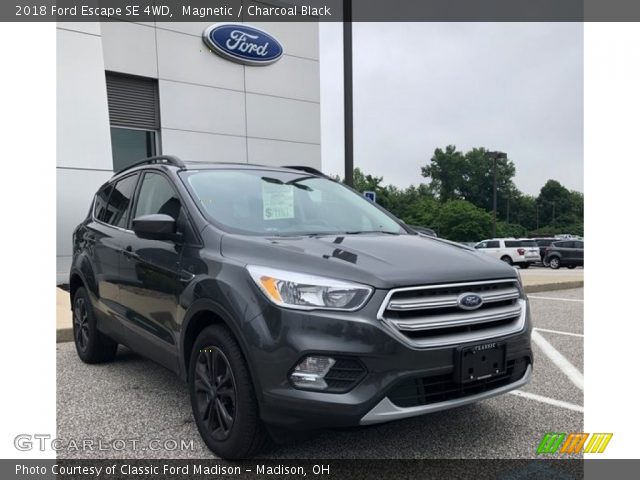 2018 Ford Escape SE 4WD in Magnetic