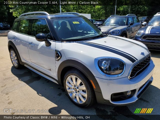 2019 Mini Countryman Cooper S All4 in Light White