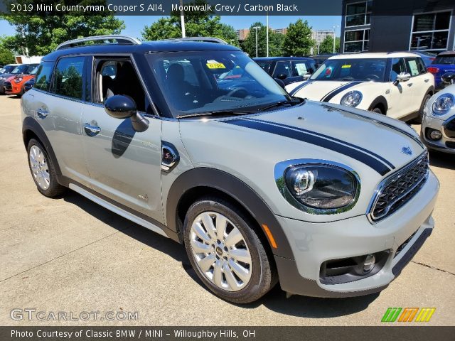 2019 Mini Countryman Cooper S All4 in Moonwalk Grey