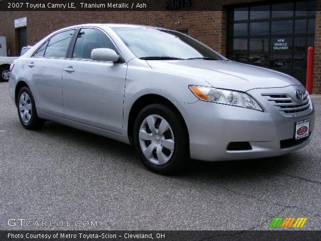 2007 Toyota Camry LE in Titanium Metallic