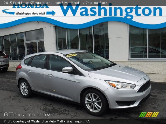 2015 Ford Focus SE Hatchback in Ingot Silver Metallic