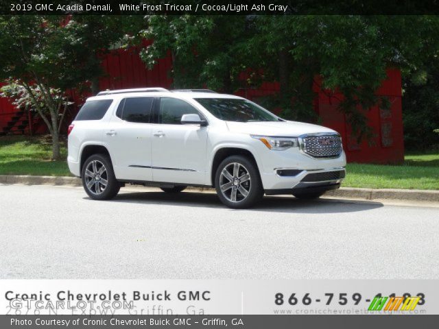 2019 GMC Acadia Denali in White Frost Tricoat