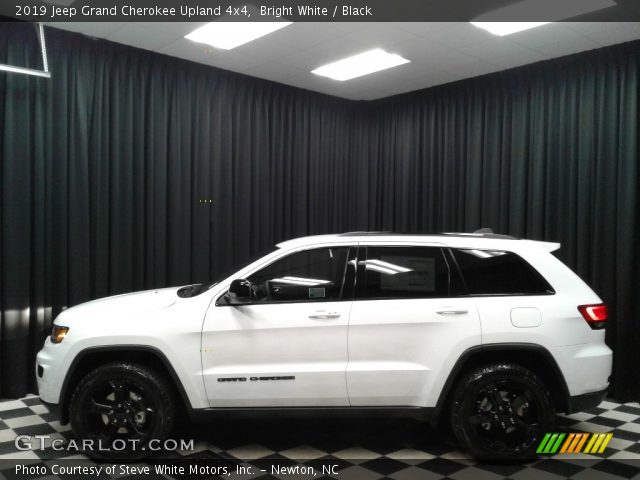 2019 Jeep Grand Cherokee Upland 4x4 in Bright White