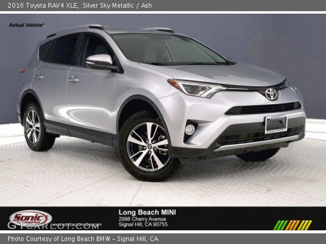 2016 Toyota RAV4 XLE in Silver Sky Metallic