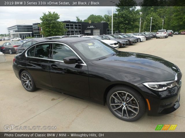 2019 BMW 3 Series 330i xDrive Sedan in Jet Black