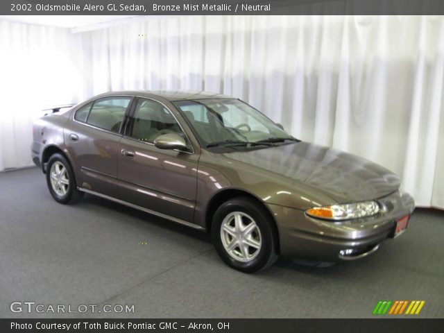 2002 Oldsmobile Alero GL Sedan in Bronze Mist Metallic