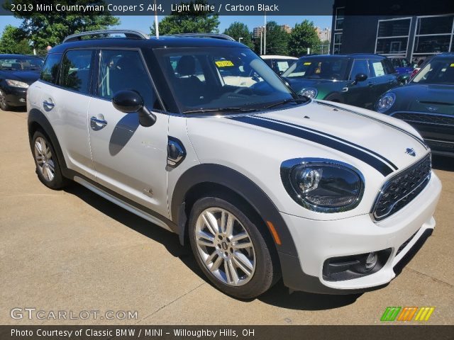 2019 Mini Countryman Cooper S All4 in Light White