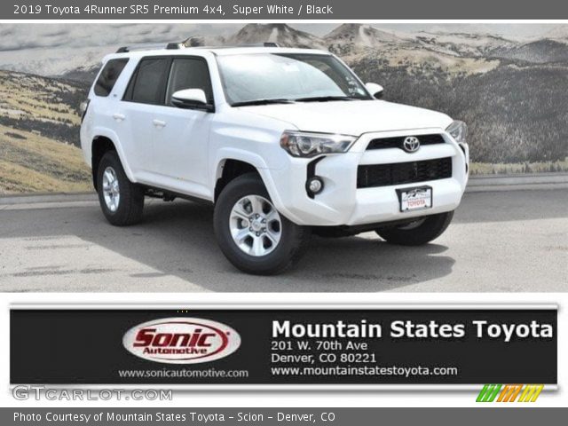 2019 Toyota 4Runner SR5 Premium 4x4 in Super White