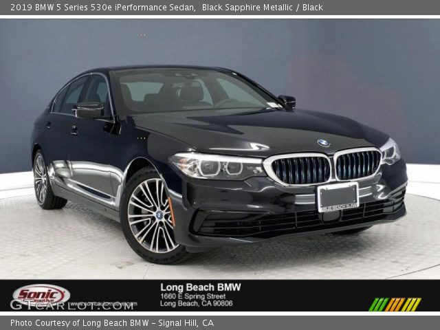 2019 BMW 5 Series 530e iPerformance Sedan in Black Sapphire Metallic