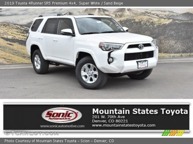 2019 Toyota 4Runner SR5 Premium 4x4 in Super White