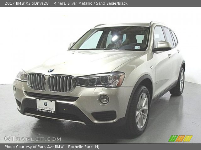 2017 BMW X3 xDrive28i in Mineral Silver Metallic