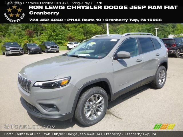 2019 Jeep Cherokee Latitude Plus 4x4 in Sting-Gray