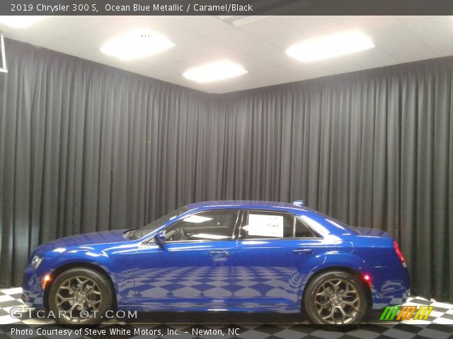 2019 Chrysler 300 S in Ocean Blue Metallic