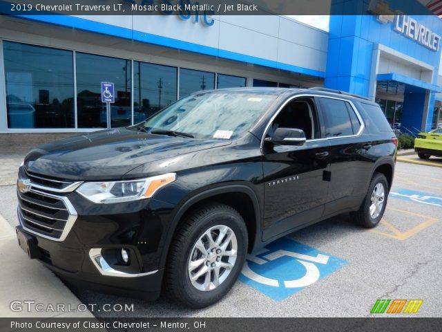 2019 Chevrolet Traverse LT in Mosaic Black Metallic