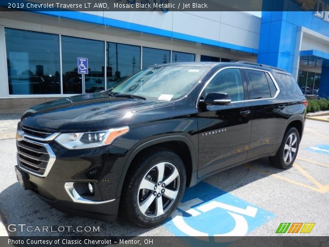 2019 Chevrolet Traverse LT AWD in Mosaic Black Metallic