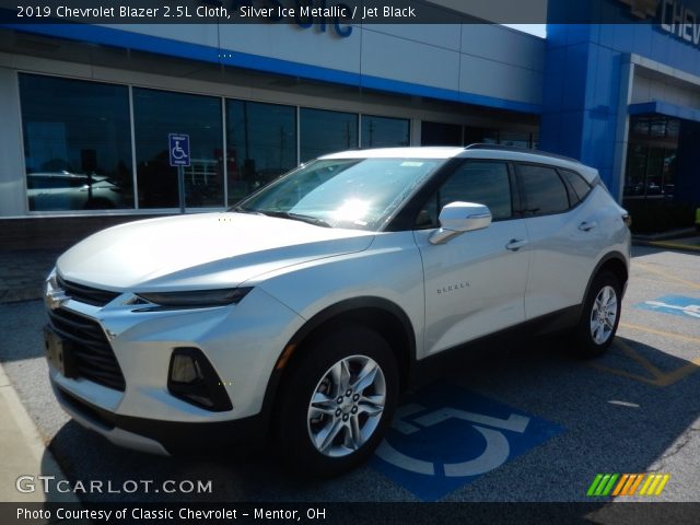 2019 Chevrolet Blazer 2.5L Cloth in Silver Ice Metallic