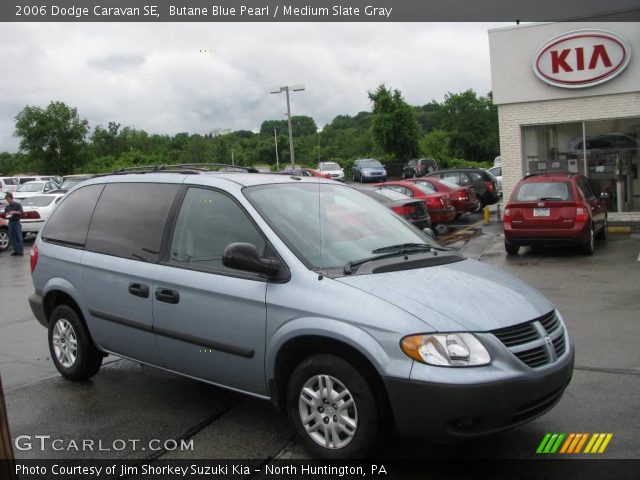 2006 Dodge Caravan SE in Butane Blue Pearl