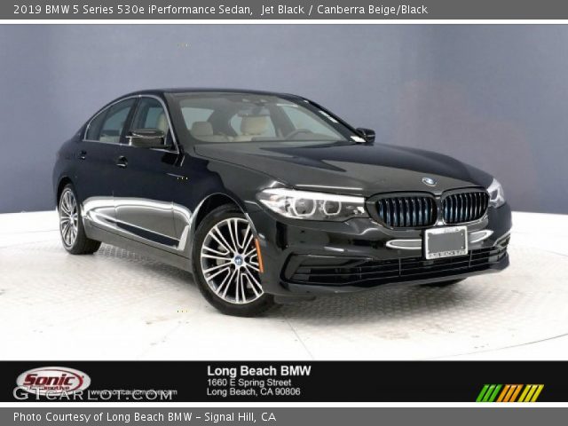 2019 BMW 5 Series 530e iPerformance Sedan in Jet Black