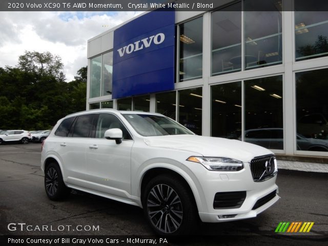 2020 Volvo XC90 T6 AWD Momentum in Crystal White Metallic