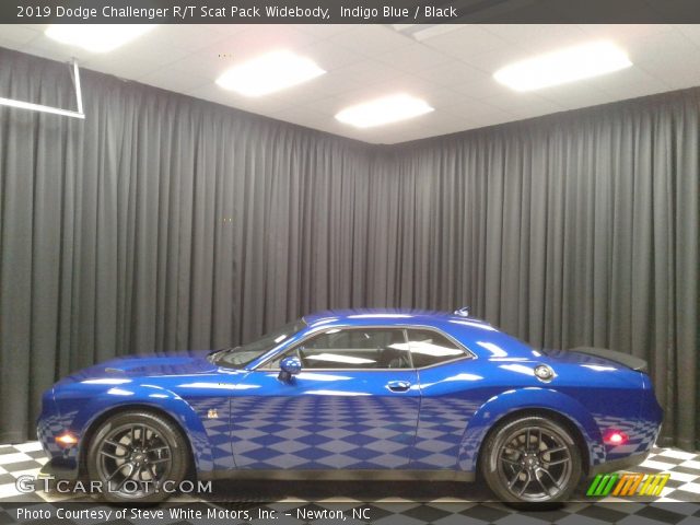 2019 Dodge Challenger R/T Scat Pack Widebody in Indigo Blue