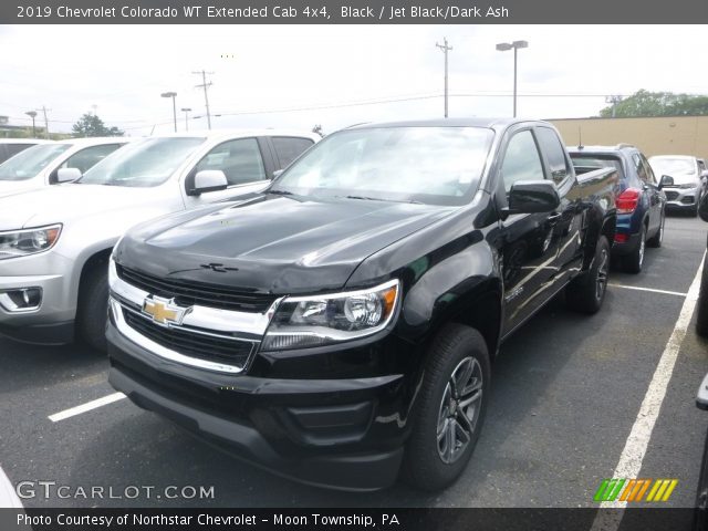 2019 Chevrolet Colorado WT Extended Cab 4x4 in Black
