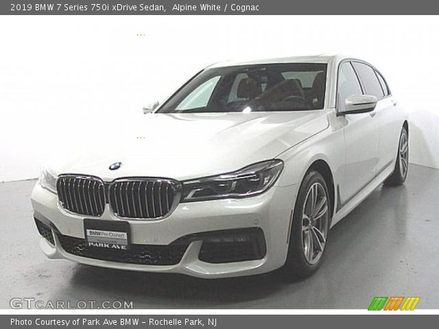 2019 BMW 7 Series 750i xDrive Sedan in Alpine White