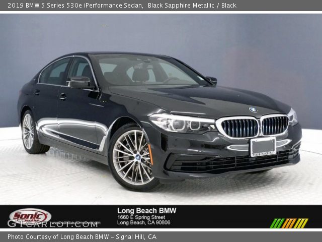 2019 BMW 5 Series 530e iPerformance Sedan in Black Sapphire Metallic