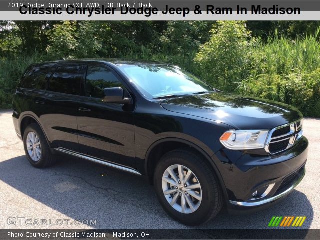 2019 Dodge Durango SXT AWD in DB Black