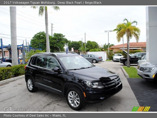 2017 Volkswagen Tiguan Wolfsburg in Deep Black Pearl