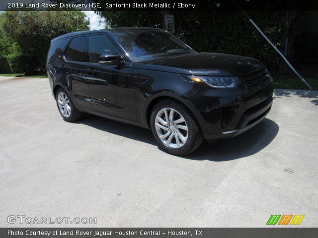 2019 Land Rover Discovery HSE in Santorini Black Metallic