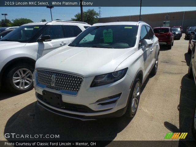 2019 Lincoln MKC Select in White Platinum