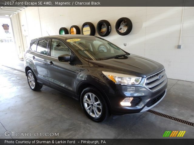 2017 Ford Escape SE 4WD in Magnetic