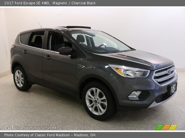 2017 Ford Escape SE 4WD in Magnetic