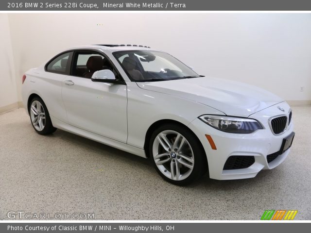 2016 BMW 2 Series 228i Coupe in Mineral White Metallic