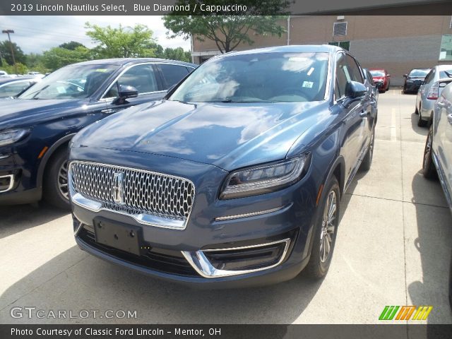 2019 Lincoln Nautilus Select in Blue Diamond