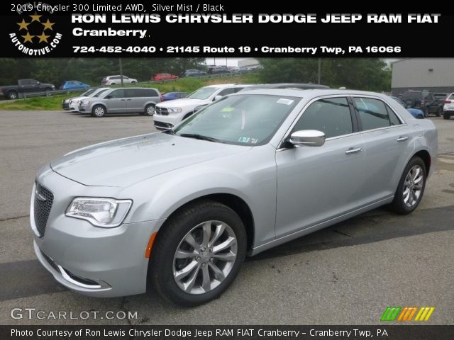 2019 Chrysler 300 Limited AWD in Silver Mist
