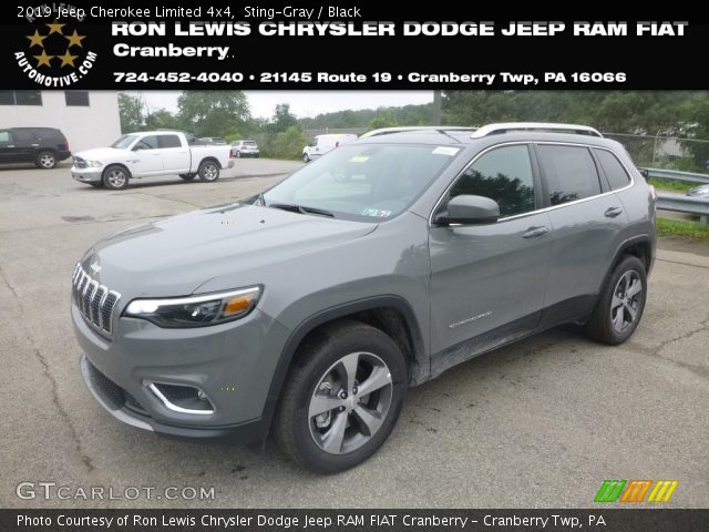 2019 Jeep Cherokee Limited 4x4 in Sting-Gray