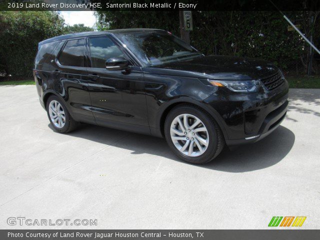 2019 Land Rover Discovery HSE in Santorini Black Metallic