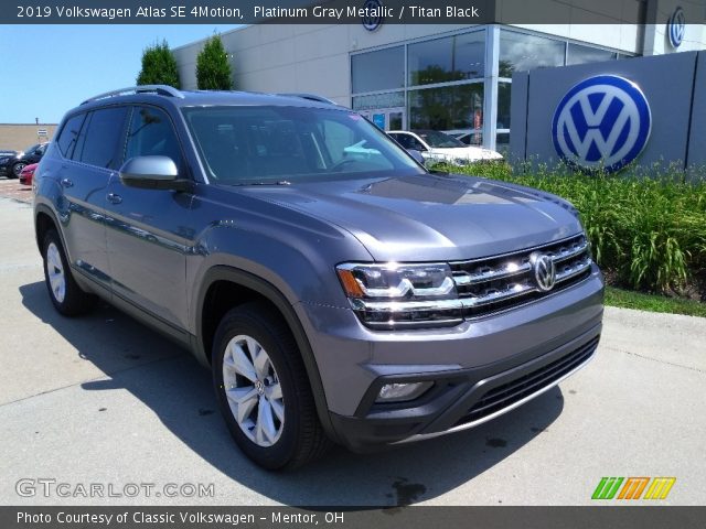 2019 Volkswagen Atlas SE 4Motion in Platinum Gray Metallic