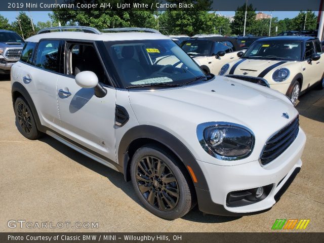 2019 Mini Countryman Cooper All4 in Light White