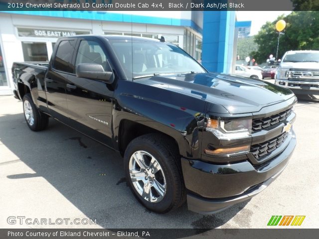 2019 Chevrolet Silverado LD Custom Double Cab 4x4 in Black