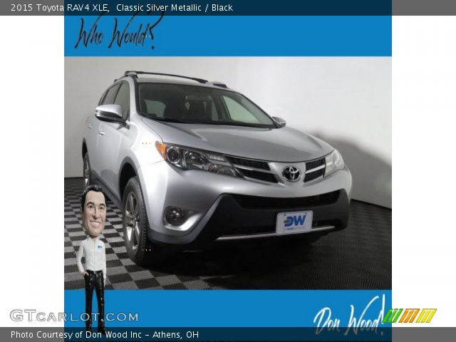 2015 Toyota RAV4 XLE in Classic Silver Metallic