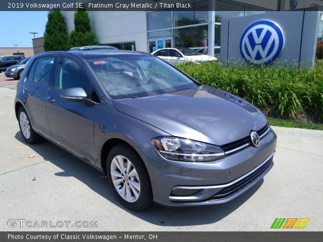 2019 Volkswagen Golf SE in Platinum Gray Metallic