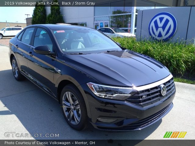 2019 Volkswagen Jetta R-Line in Black