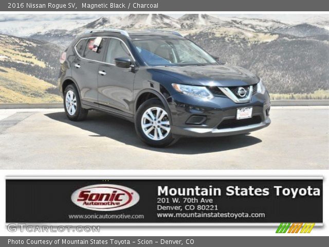 2016 Nissan Rogue SV in Magnetic Black