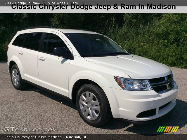 2019 Dodge Journey SE in Vice White