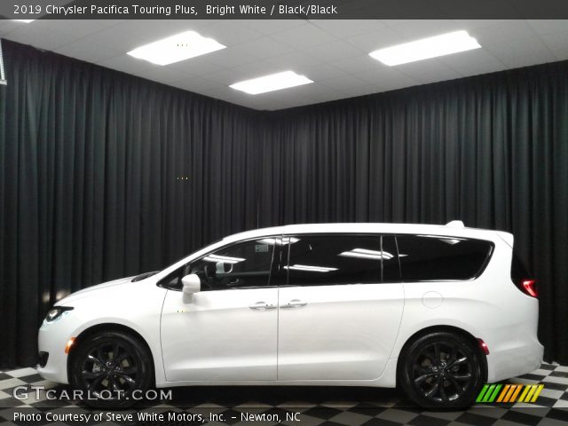 2019 Chrysler Pacifica Touring Plus in Bright White
