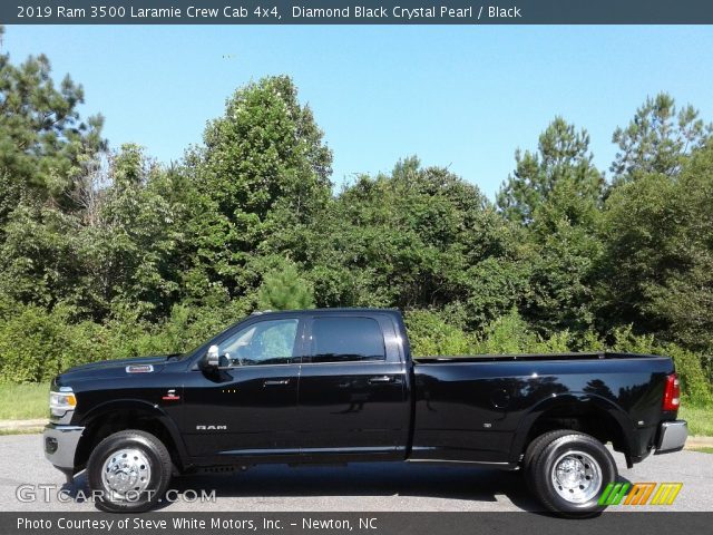 2019 Ram 3500 Laramie Crew Cab 4x4 in Diamond Black Crystal Pearl