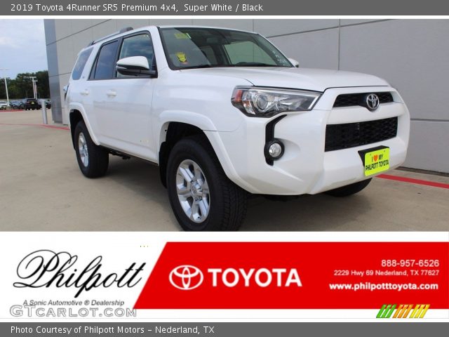 2019 Toyota 4Runner SR5 Premium 4x4 in Super White